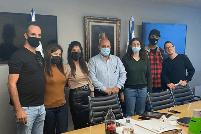 מנכ”ל הסתדרות לאומית נפגש עם ועד עובדי yes
